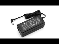 Adaptor daya colokan yang bisa diganti