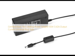 Sertifikasi Adaptor Daya Desktop Hitam Slim 65W 3.42A Output Current Universal Type Plug